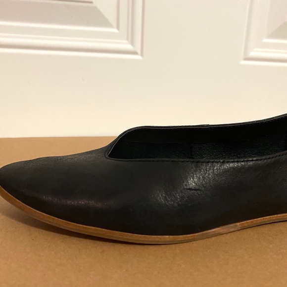 Crown Vintage Tapered Flats Sz 8 - Picture 9 of 9